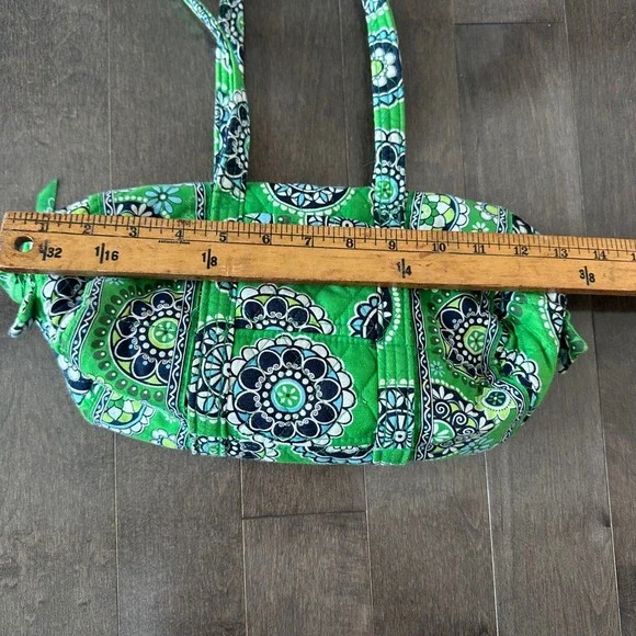 Vera Bradley Retired Cupcake Green Quilted Small Should Duffle - Picture 7 of 9